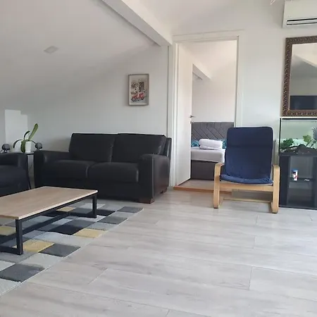아파트 Penthouse Gradina 도보이