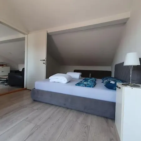 아파트 Penthouse Gradina *